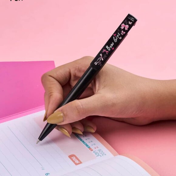 Pink Bows 2026 Year Gift Box - Picture 5 of 11